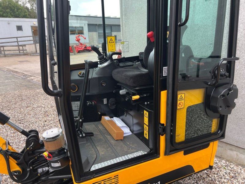 JCB 19c-1