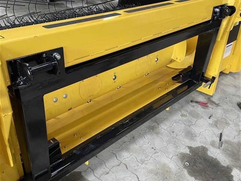 Claas Lion adapter