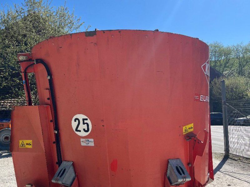 Kuhn Euromix 1.    850