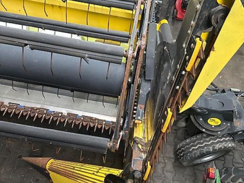 New Holland CR980 inkl. 7,5m Schneidwerk und Wagen sofort Einsatzbereit
