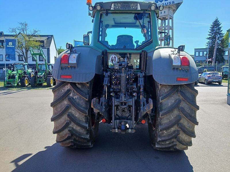 Fendt 826
