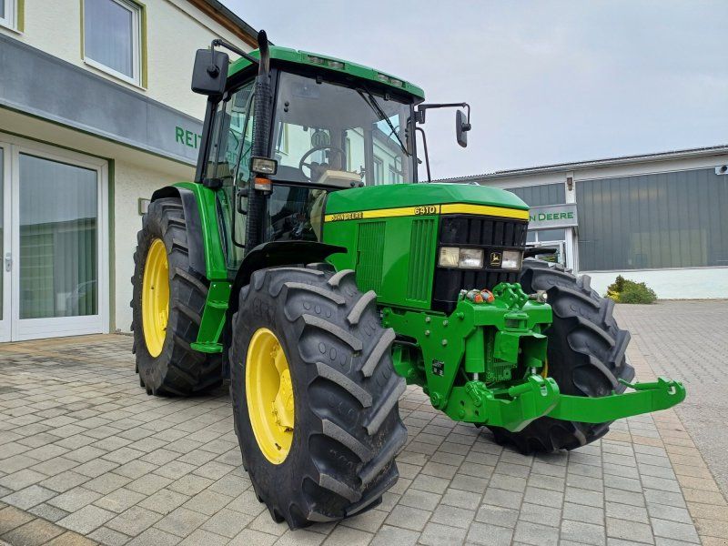 John Deere 6410
