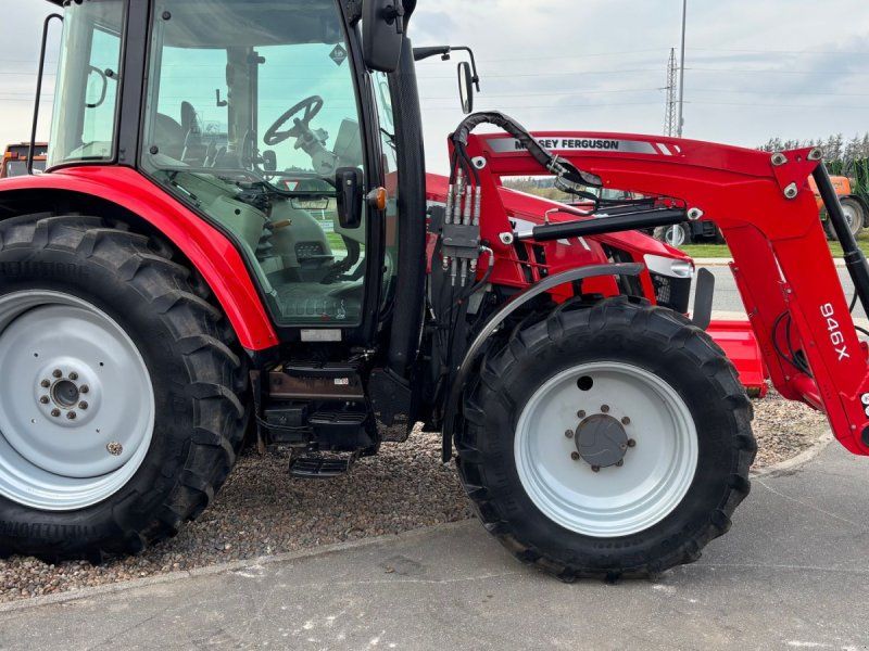 Massey Ferguson 5610 Dyna 4 KUN 4400 timer  946x læsser