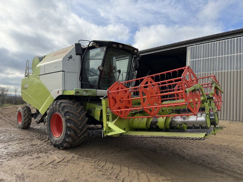 Claas TUCANO 320