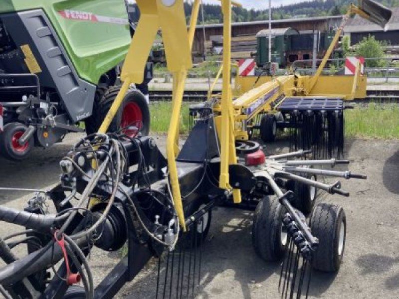 New Holland PROROTOR L 640 T