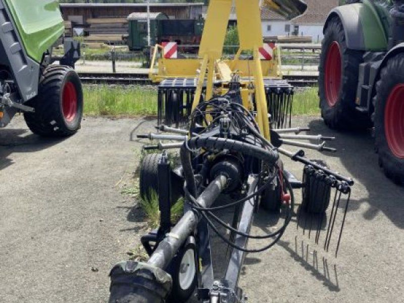 New Holland PROROTOR L 640 T
