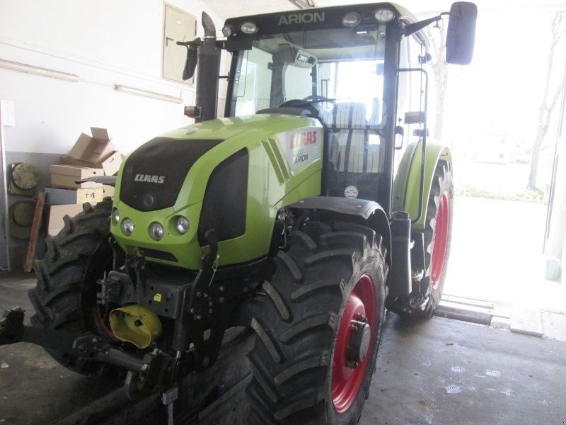 Claas ARION 430