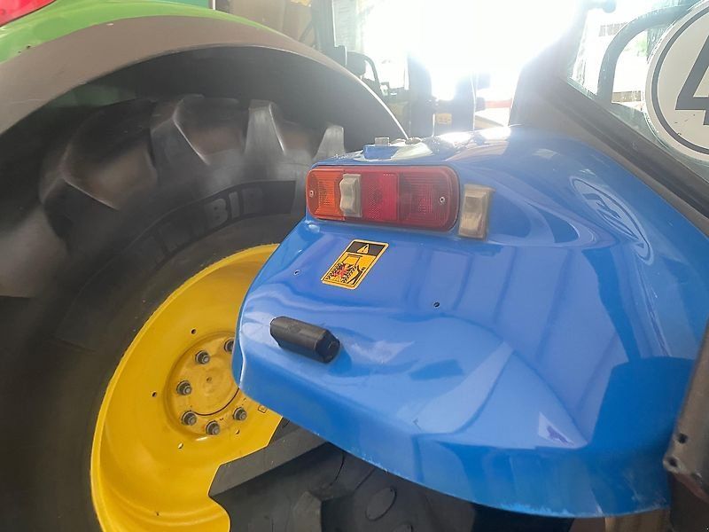 New Holland TL 90