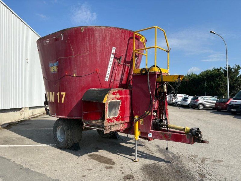 VM17