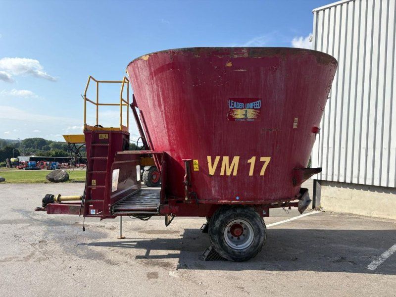 VM17