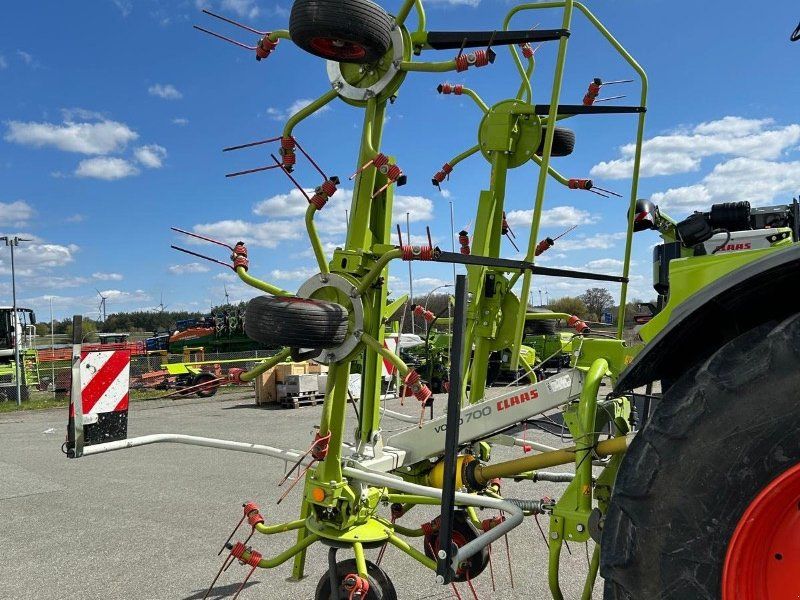 Claas Volto 700