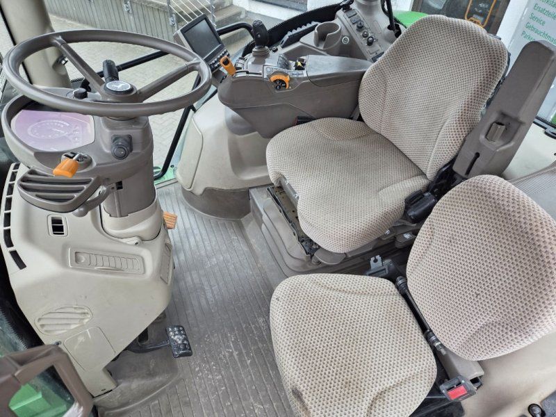 John Deere 6155R
