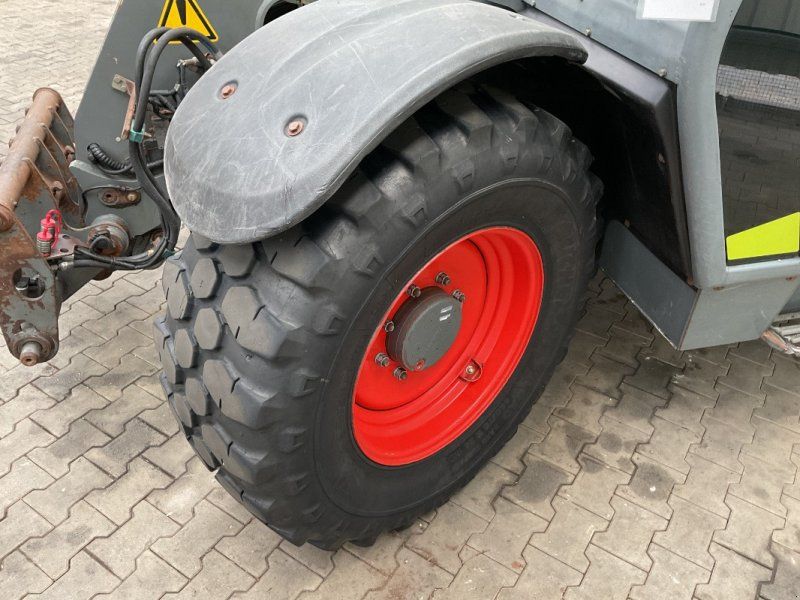 Claas Scorpion 6030 Varipower
