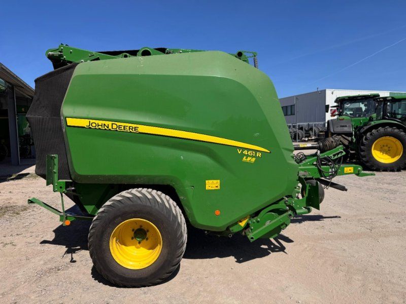 John Deere V461R