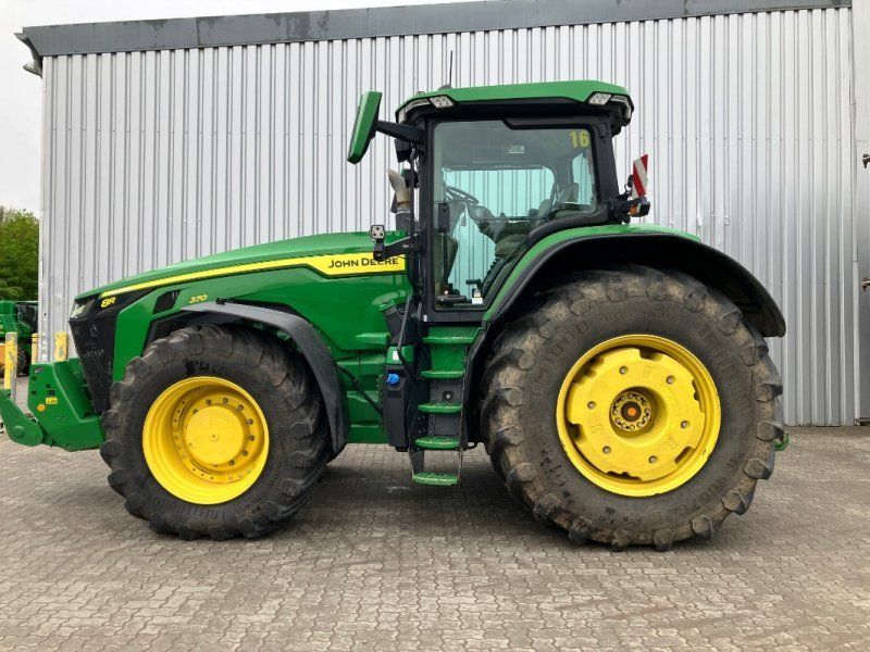 John Deere 8R 370