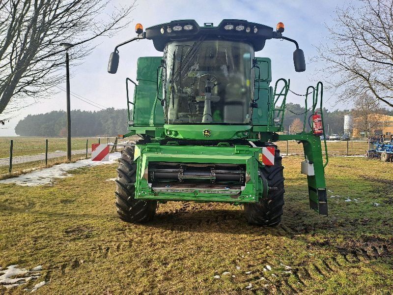 John Deere W650