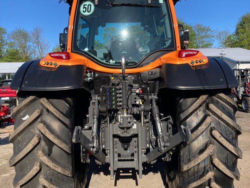 Valtra N 135 D