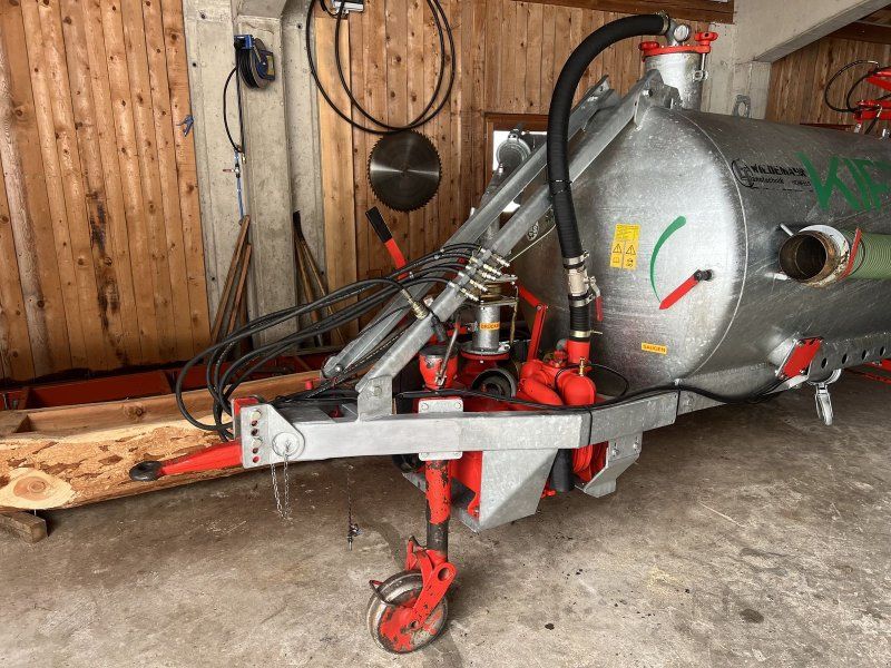 Kirchner KVH 4000 Kombifass mit Werfer