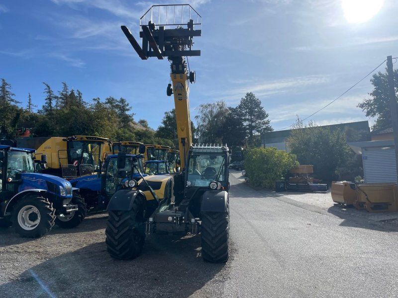New Holland TH9.35 Plus