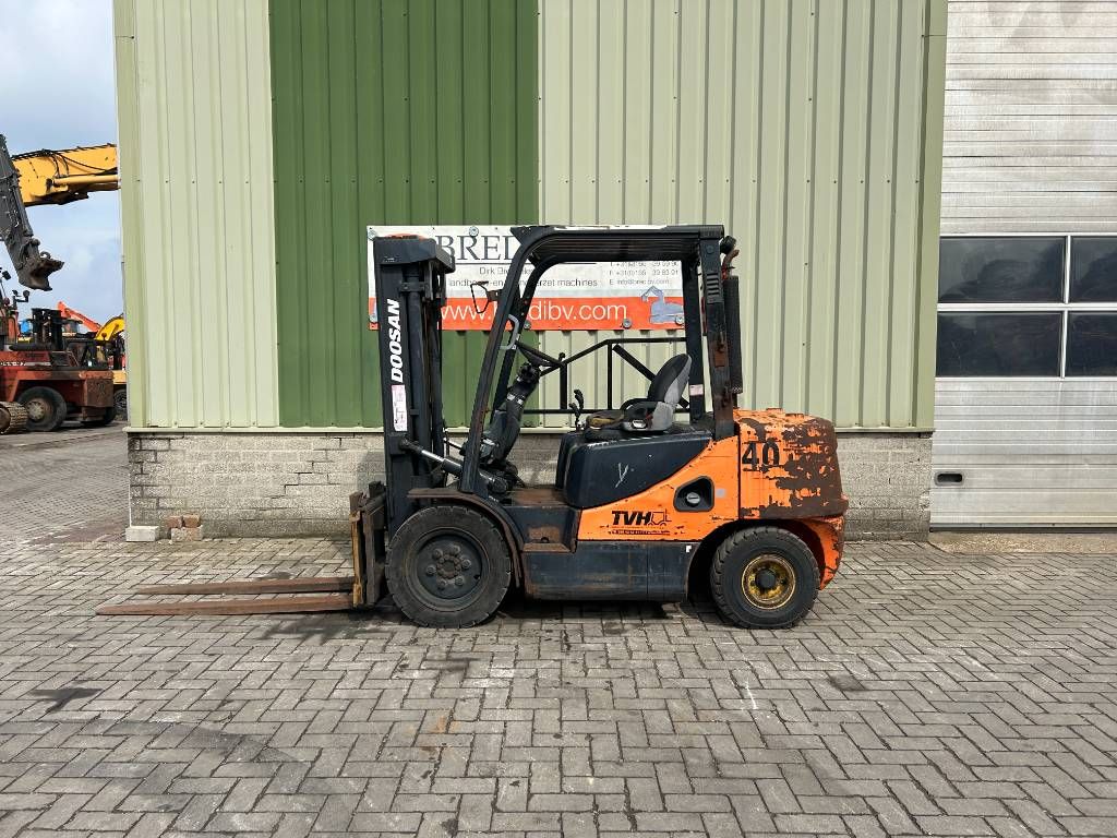 Doosan D 40 S-5