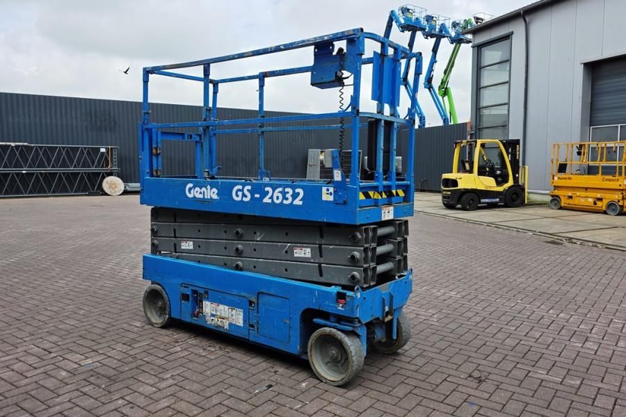 Genie GS2632 Electric, 10m Working Height, Non Marking T