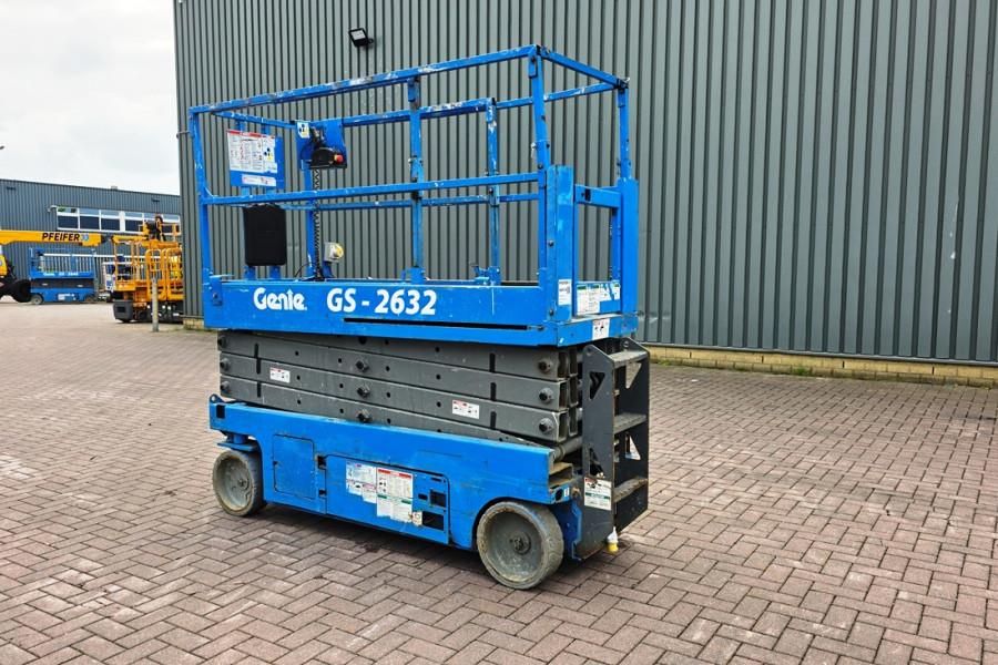 Genie GS2632 Electric, 10m Working Height, Non Marking T