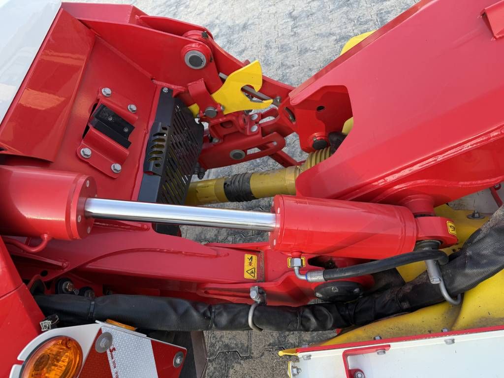 Pöttinger Novacat A10 CF Cross flow