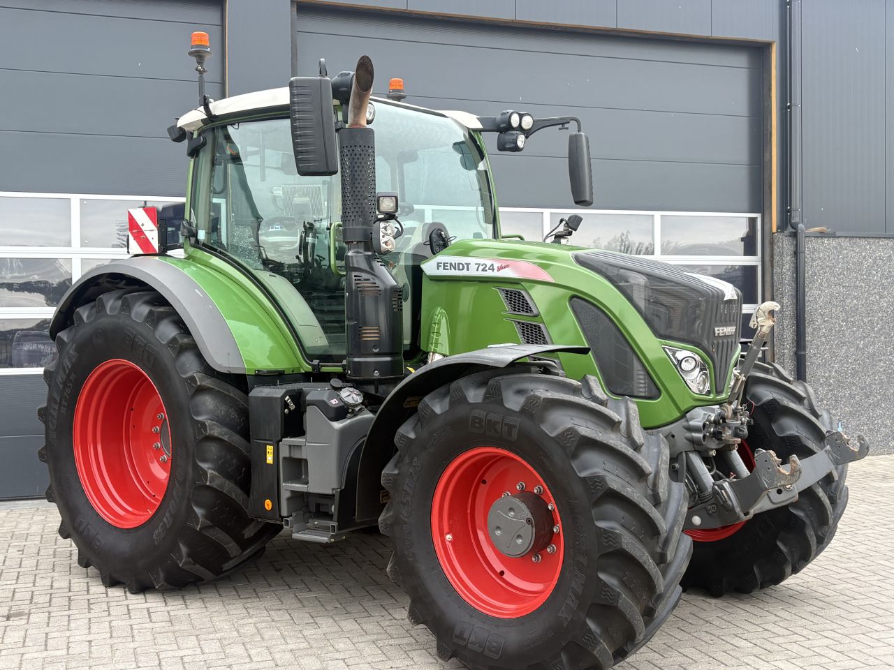 Fendt 724 profiplus s4