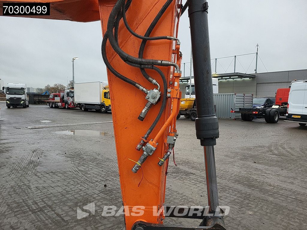 Doosan DX235 LC-5