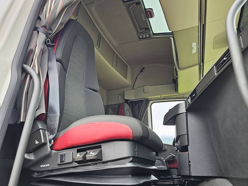 VOLVO FH 500 6x2*4 hooklift