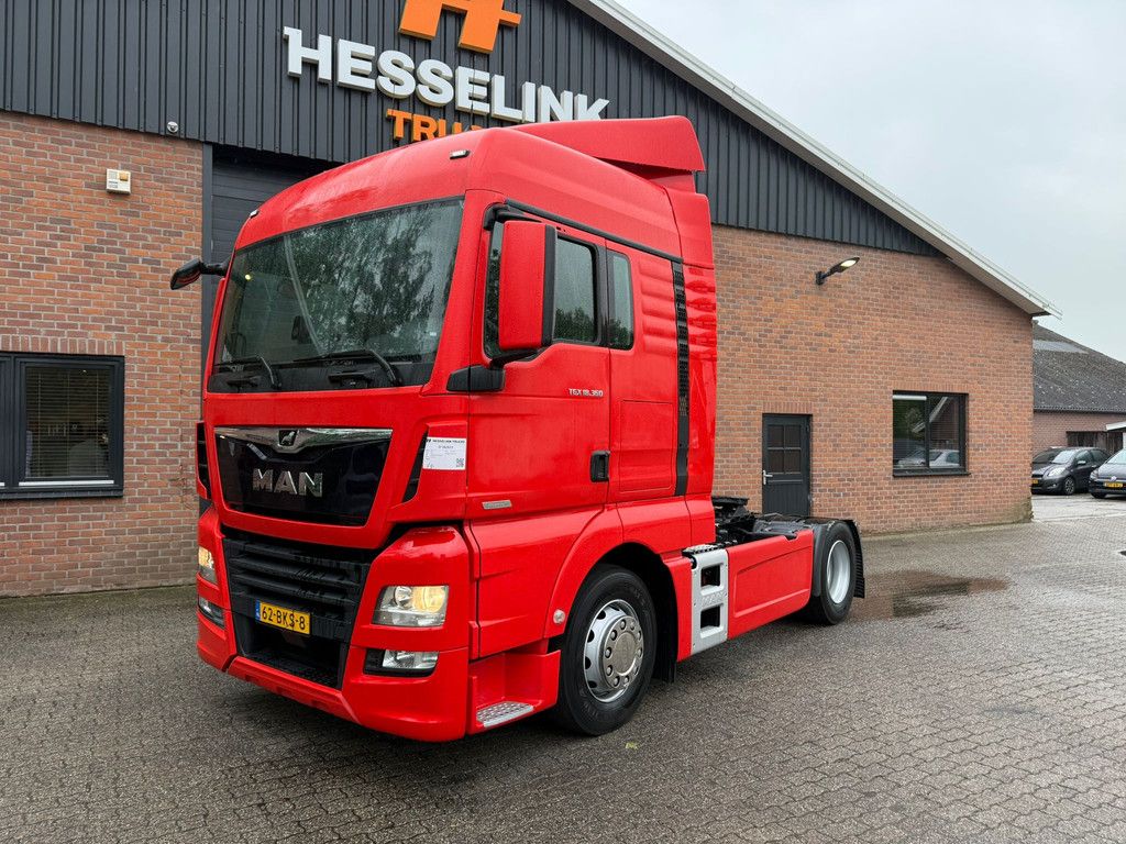 MAN TGX 18.360 XLX Side Skirts 2 Tanks NL Truck Smarttacho 2