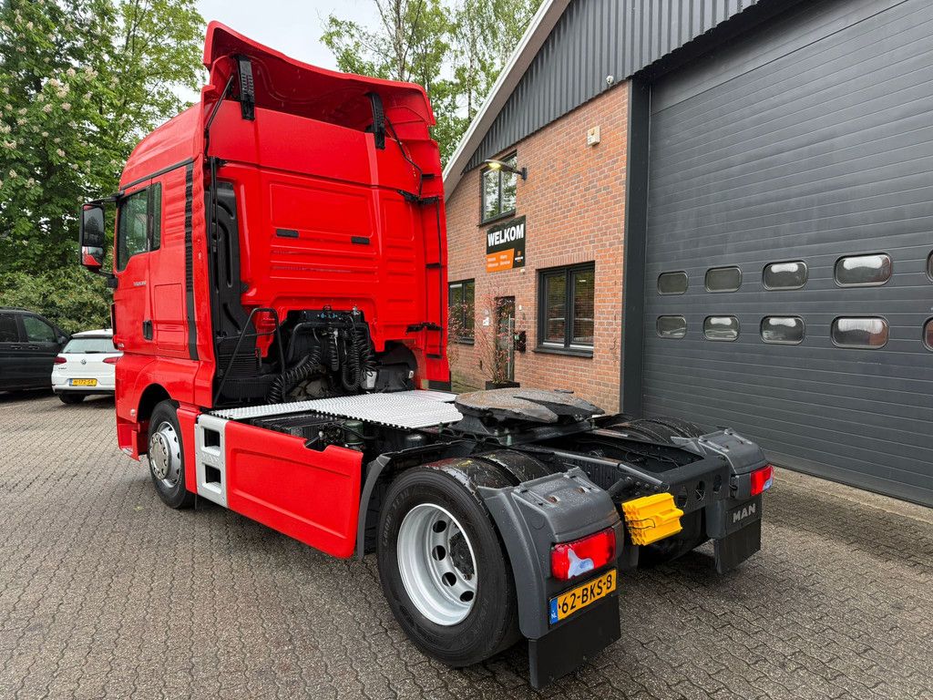 MAN TGX 18.360 XLX Side Skirts 2 Tanks NL Truck Smarttacho 2