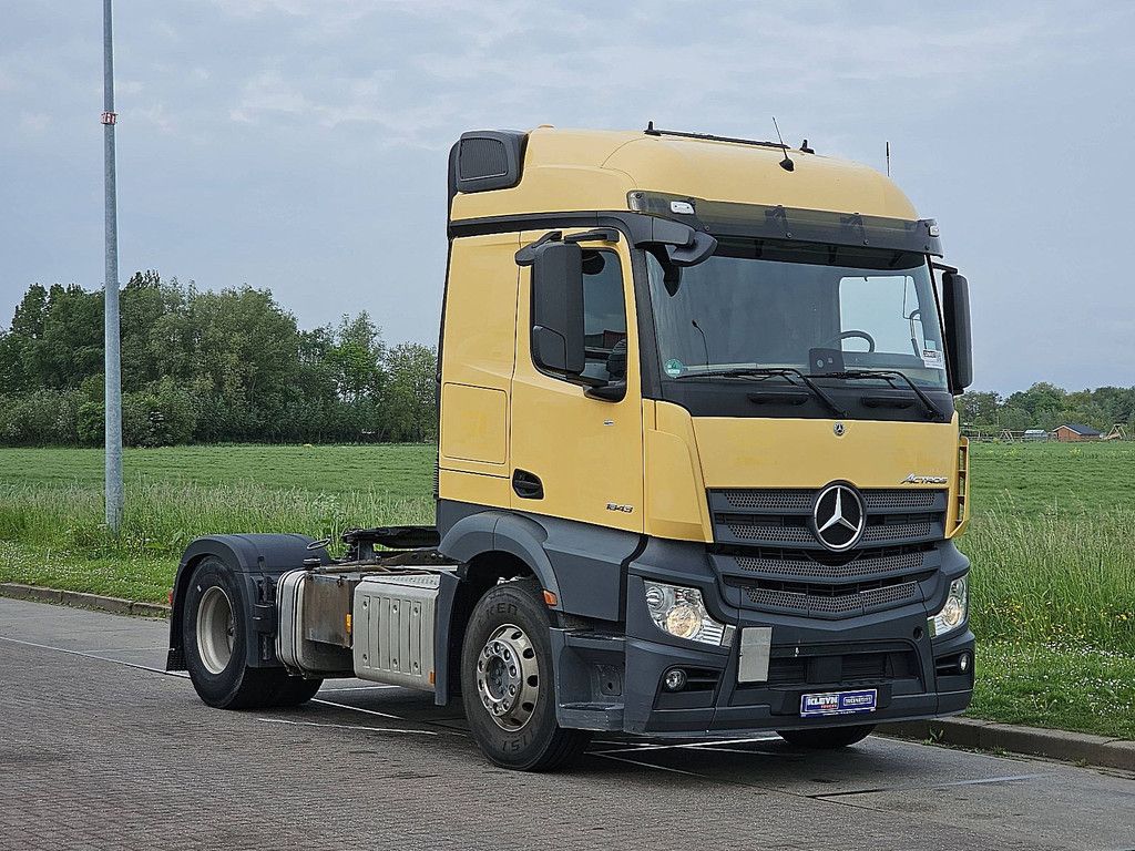 MERCEDES-BENZ ACTROS 1843
