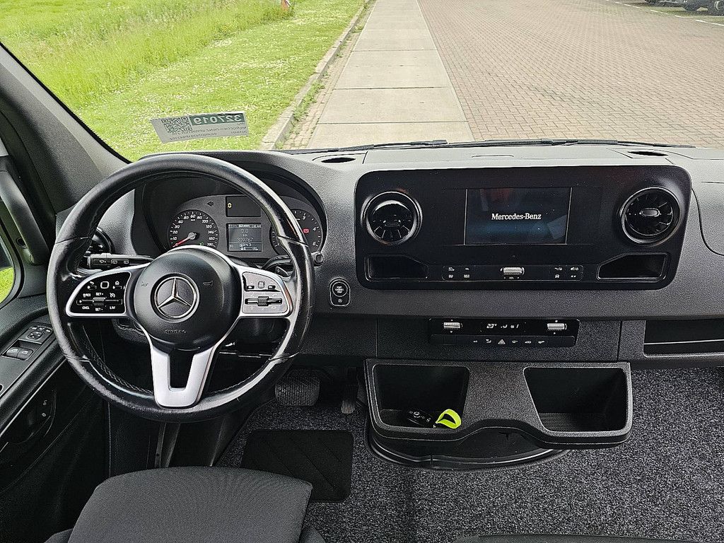 MERCEDES-BENZ SPRINTER 316 l2h2 mbux rwd autom!