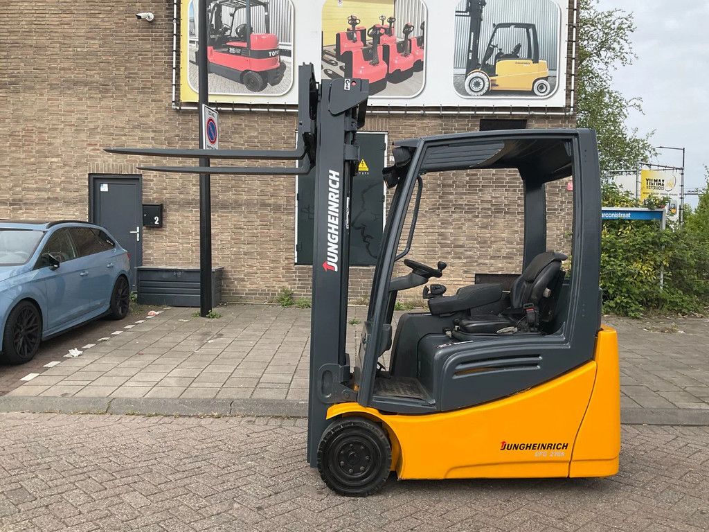 Jungheinrich EFG216K 1600KG 5.50METER
