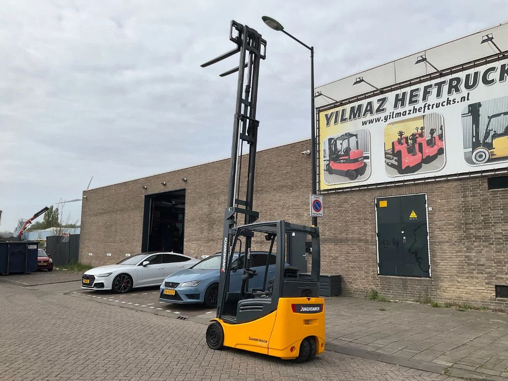 Jungheinrich EFG216K 1600KG 5.50METER