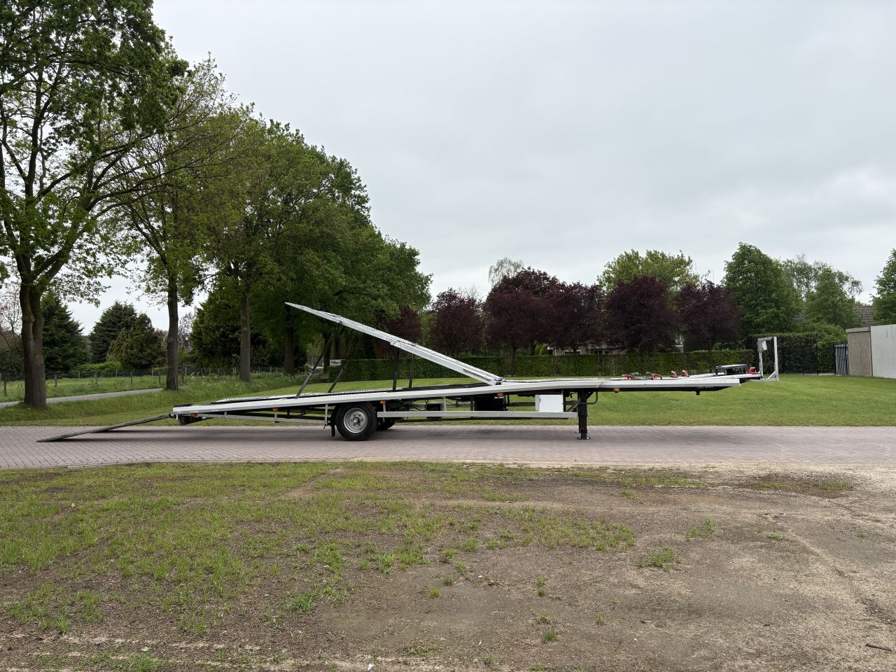Be oplegger VF MINITRAILER ambulance auto transporter met Lier