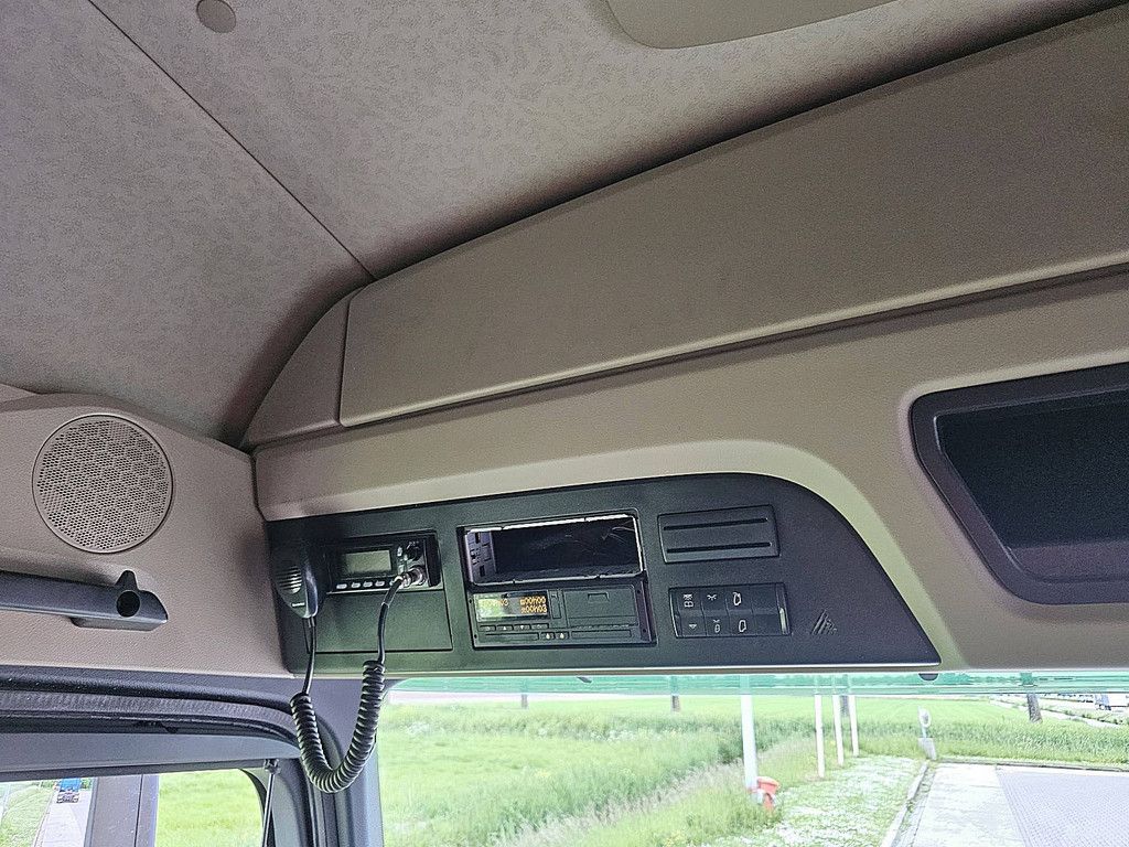 MERCEDES-BENZ ACTROS 1843