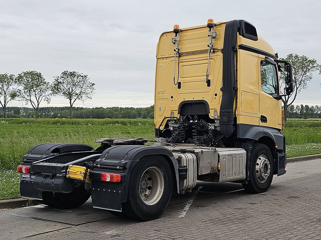 MERCEDES-BENZ ACTROS 1843
