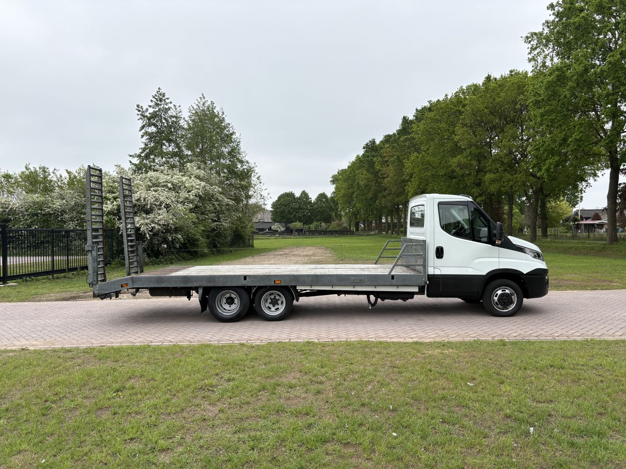 Be trekker iveco 40C18 EURO 6 clixtar oprijwagen 5210 LADEN