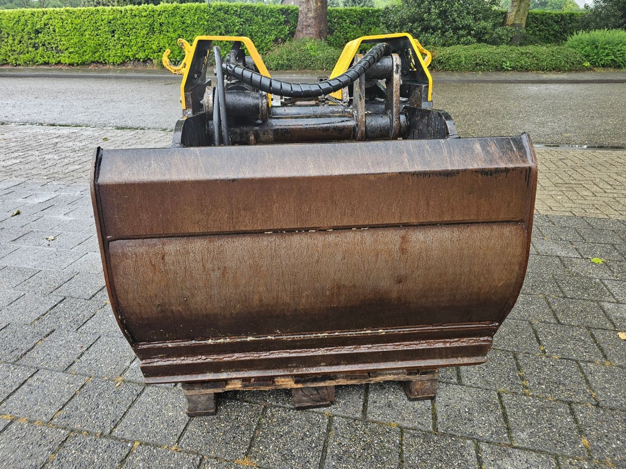 Bakker BDVEZ 100 Knijpbak Met Dubbele Cylinders