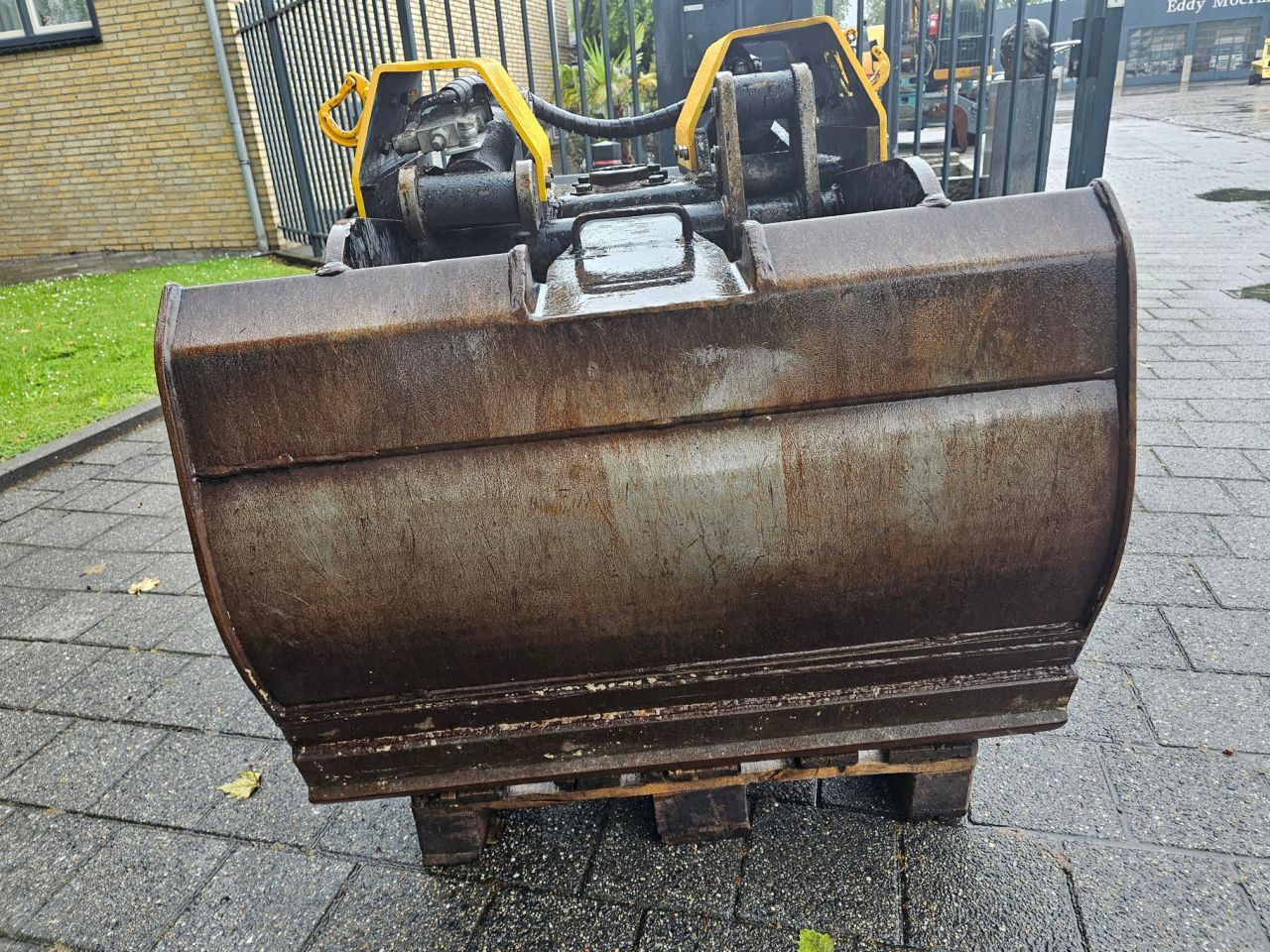 Bakker BDVEZ 100 Knijpbak Met Dubbele Cylinders