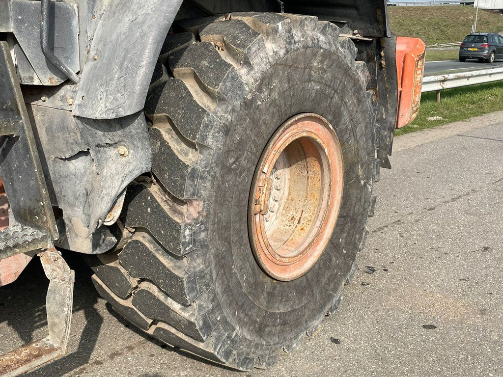 Hitachi ZW250-6