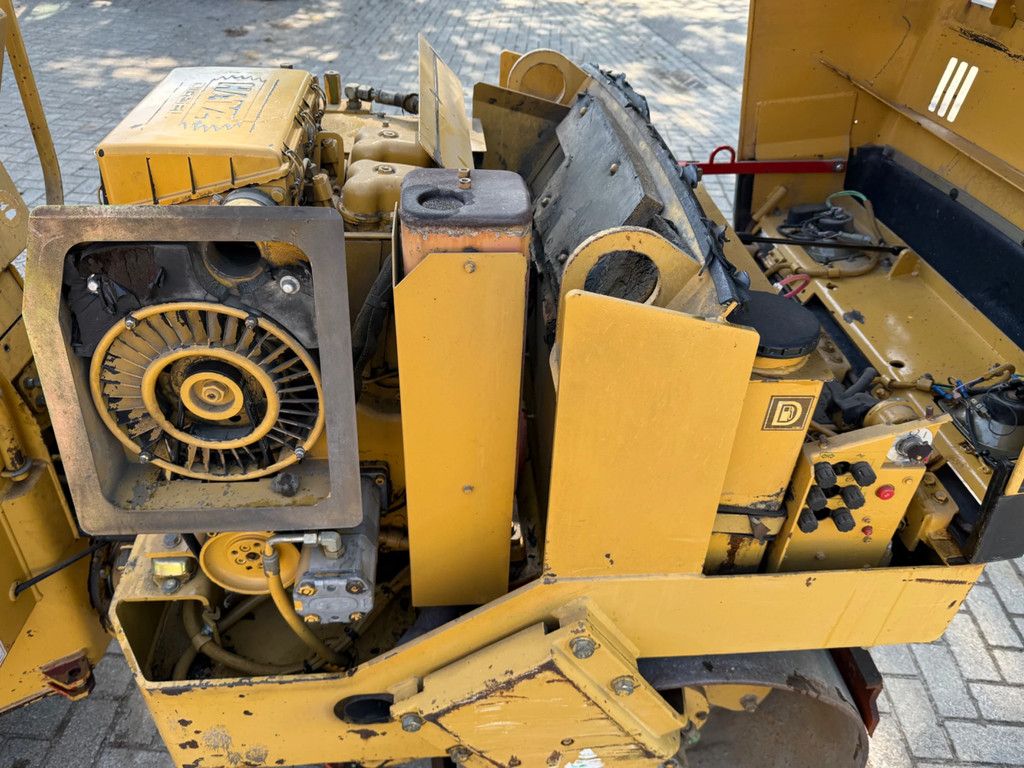 Caterpillar CB214C
