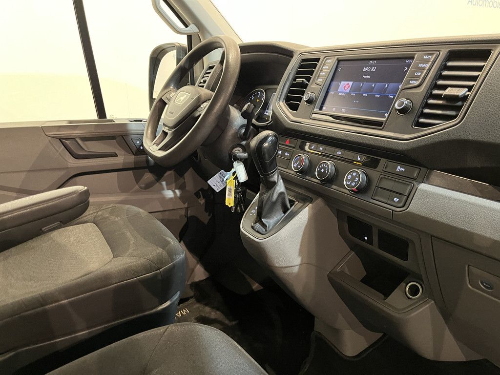 Man TGE 35 2.0 L3H3 140 PK Automaat / Trekhaak 3.000 KG / Euro 6 / Airco / CarPlay / Cruise Control Adap. / Camera