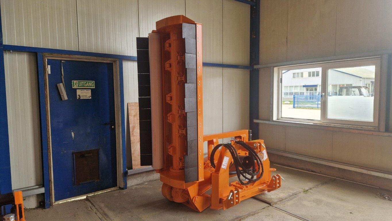 Falc TLF2000 zijklepelmaaier