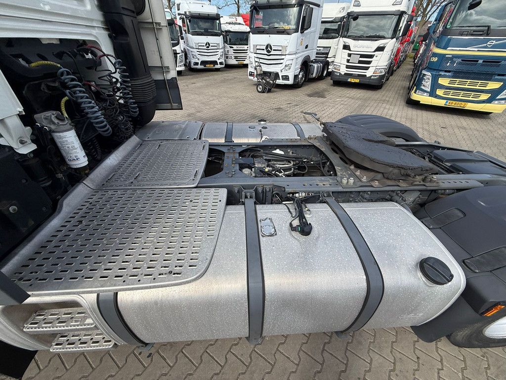 DAF XF 480 DAF XF 480 4x2 Super Space SSC 2x tank 1.435L 432.660KM