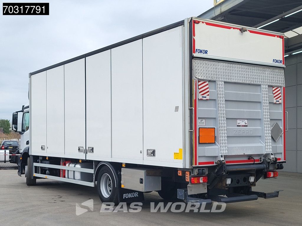 Mercedes Actros 1827 4X2 18tonner 2000kg Ladebordwand box heating Xenon Automatic Euro 6