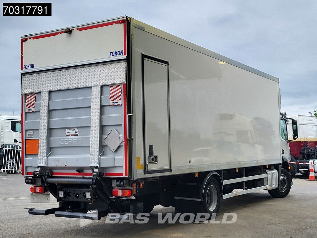 Mercedes Actros 1827 4X2 18tonner 2000kg Ladebordwand box heating Xenon Automatic Euro 6