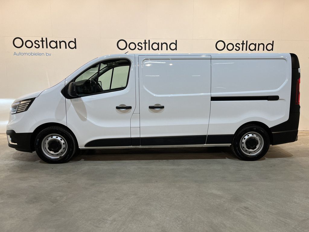Renault Trafic 2.0 Blue dCi 150 PK L2H1 Advance Automaat Servicebus / Inrichting / Euro 6 / Schuifdeur L + R / 220V. / Airco / CarPlay / Camera / Trekhaak / Cruise Control / LED / 3-Zits / 62.800 KM !!